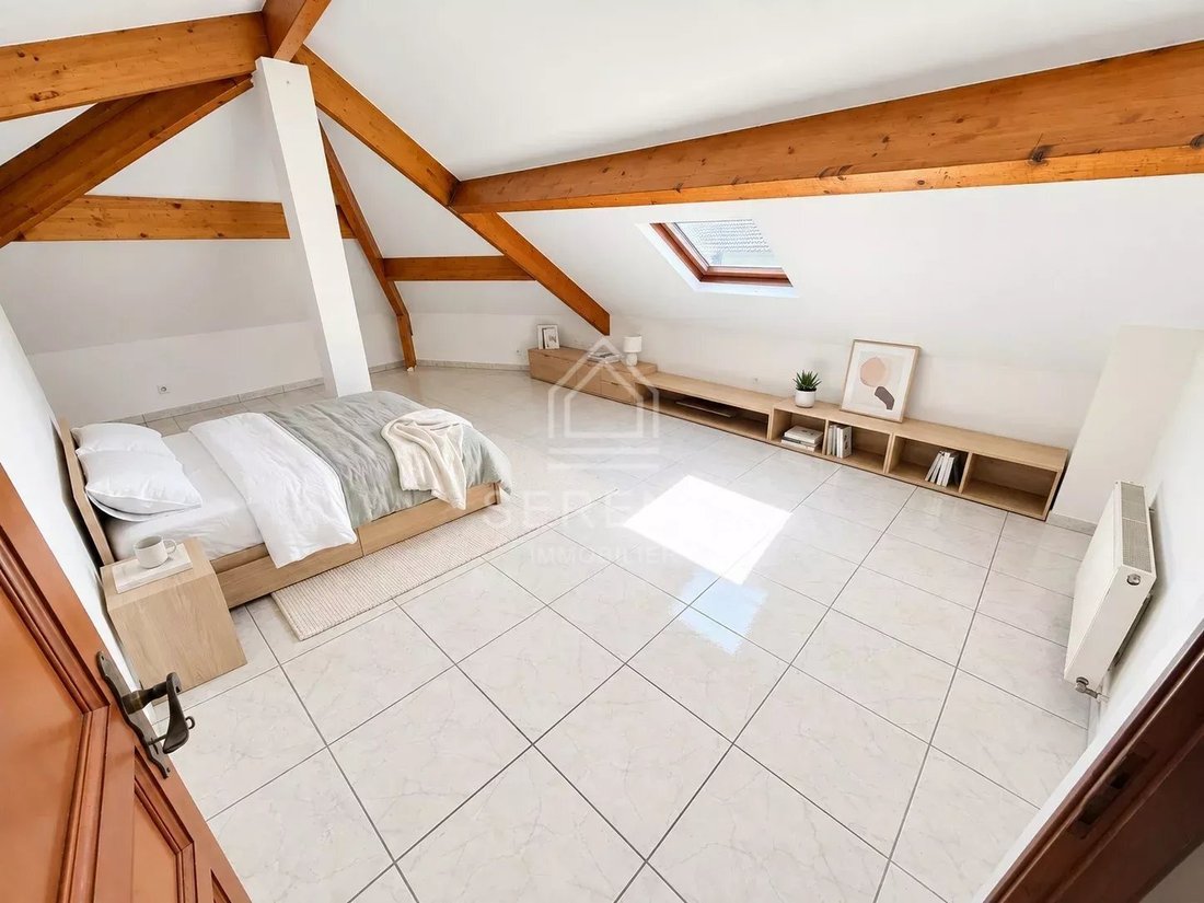 House in Arrondissement of Bobigny, Ile-de-France, France 3 - 18915578