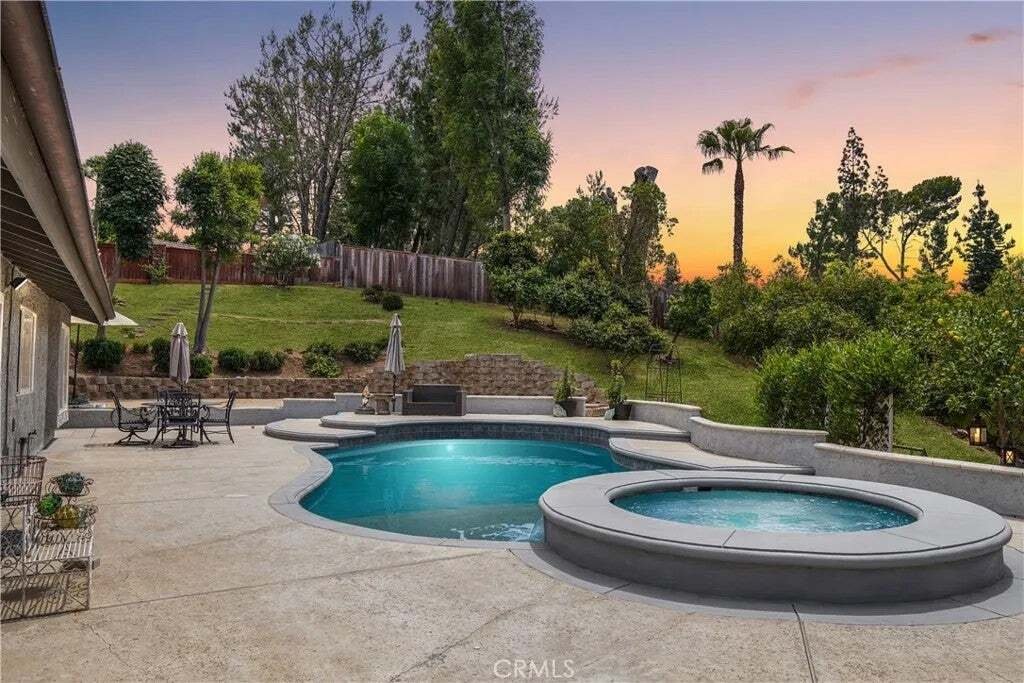 Casa a Yorba Linda, California, Stati Uniti 2 - 18330872
