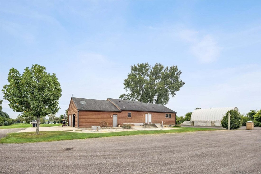 House in Oswego, Illinois, United States 4 - 18906391