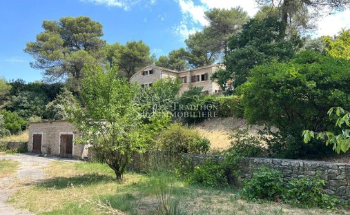 Villa in Saint-Rémy-de-Provence, Provence-Alpes-Côte d'Azur, France 1
