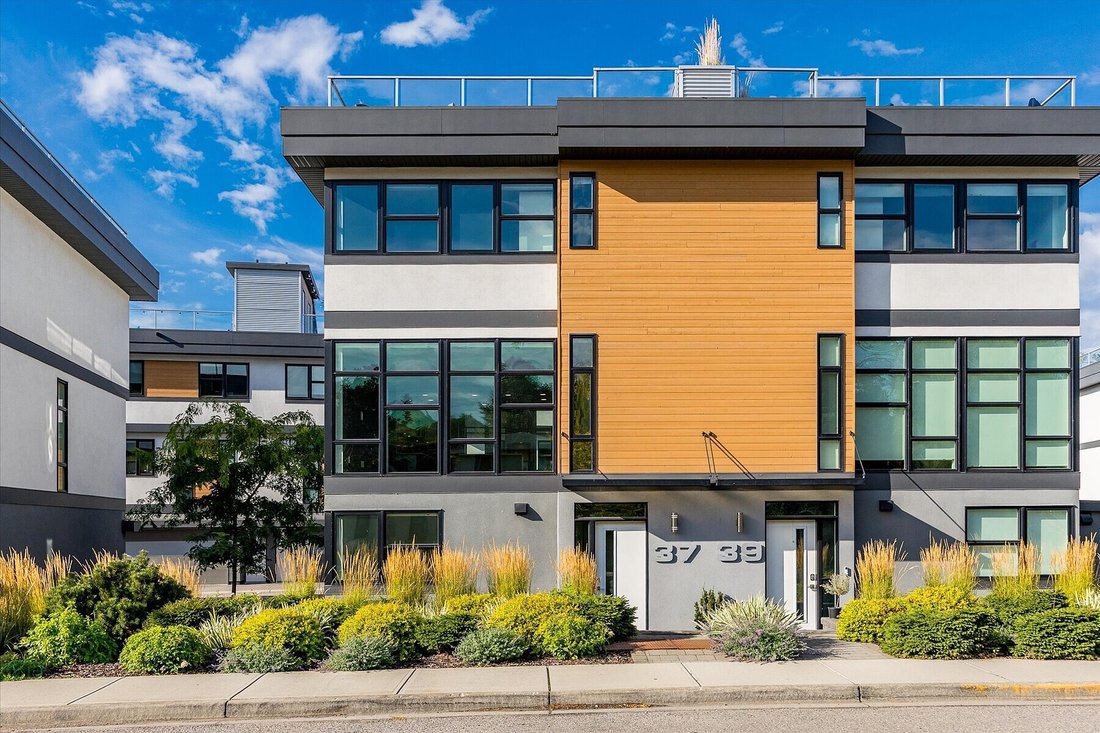 Condo in Kelowna, British Columbia, Canada 1 - 18912276