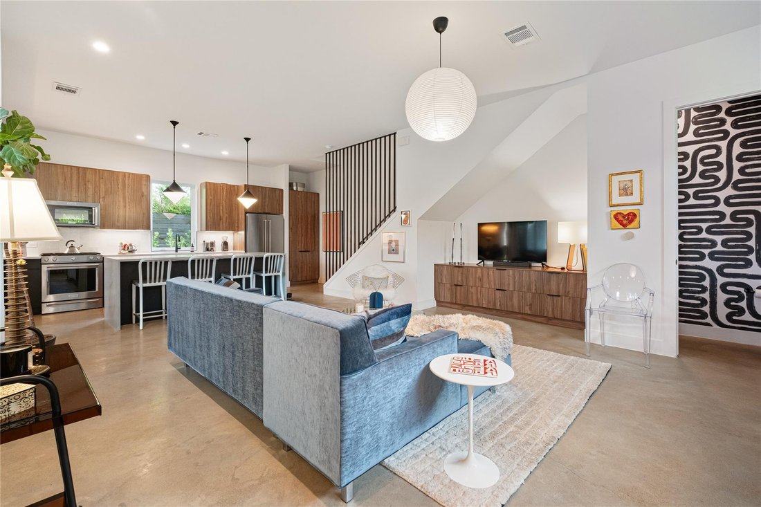 Condo in Austin, Texas, United States 1 - 18705537