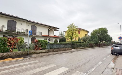 House in Cavazzale, Veneto, Italy 1