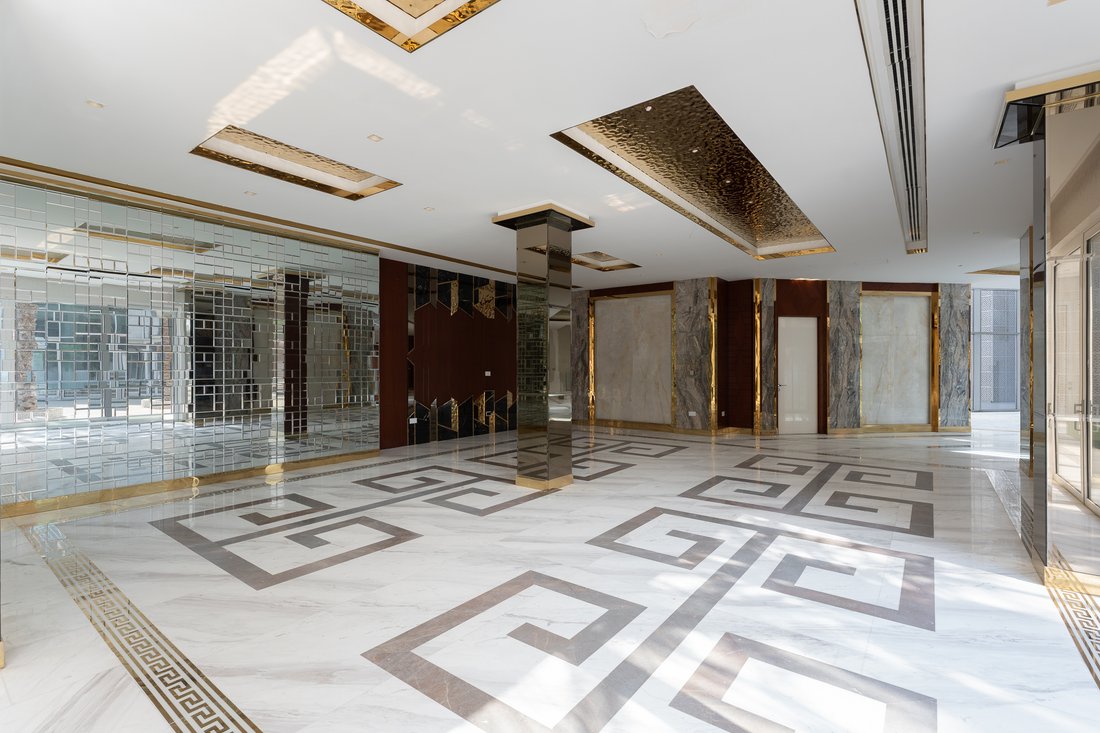 Villa in Emirates Hills, Dubai, United Arab Emirates 3 - 16910297