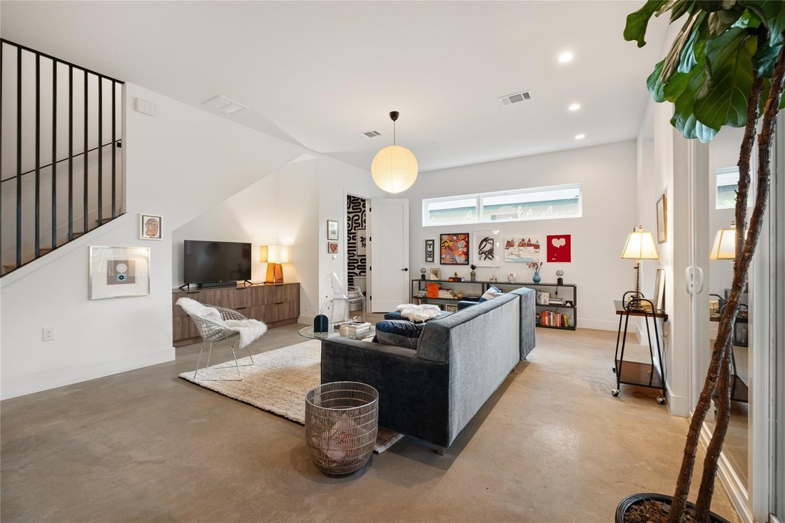 Condo in Austin, Texas, United States 5 - 18705537