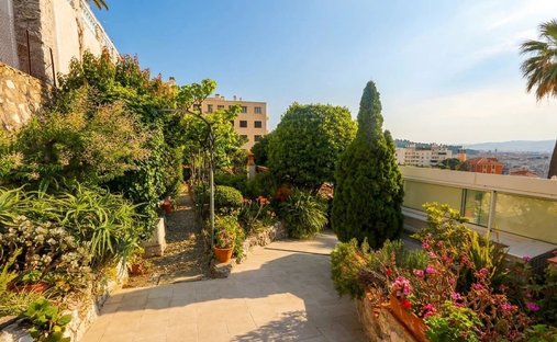 Villa in Nice, Provence-Alpes-Côte d'Azur, France 1