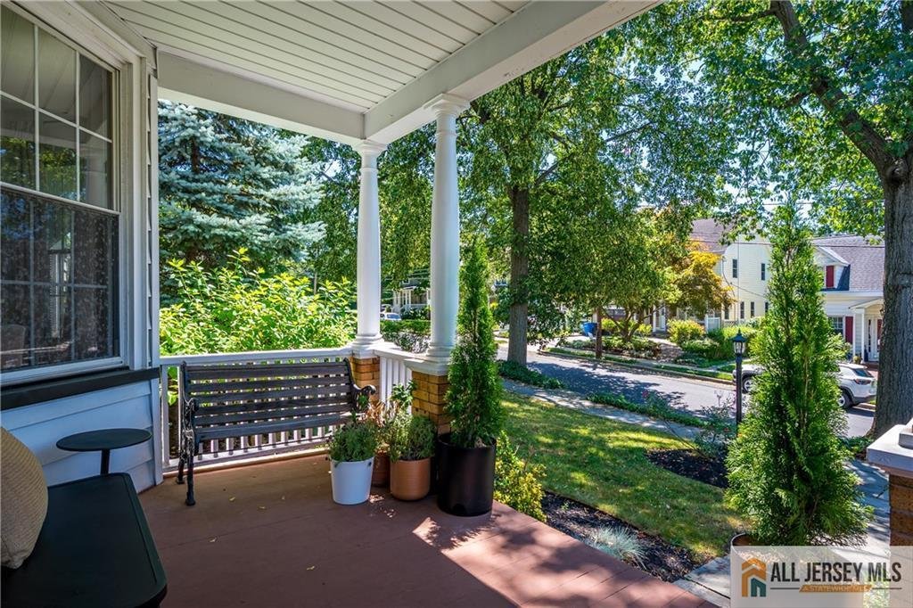 House in Metuchen, New Jersey, United States 4 - 18913074