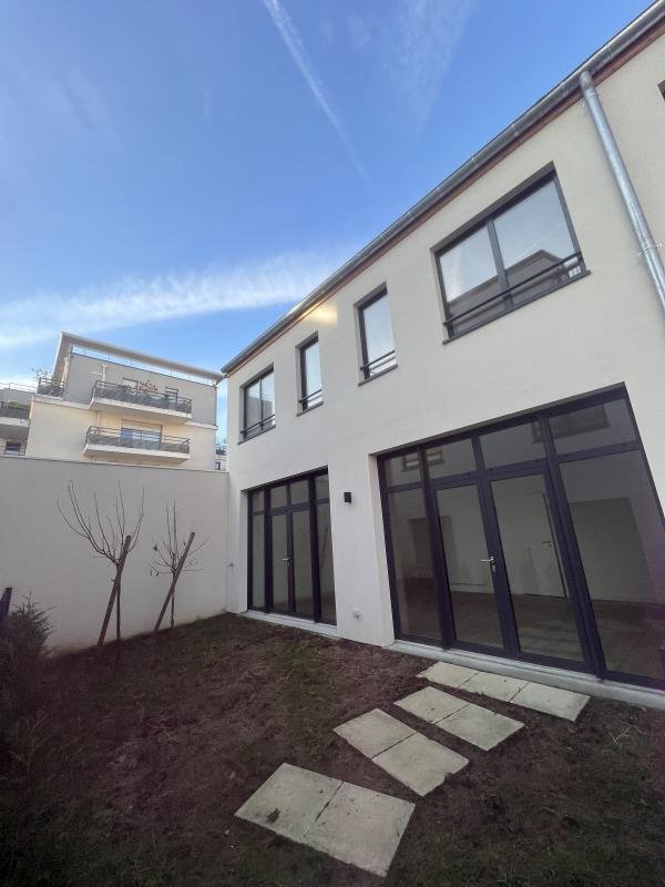 House in Epinettes, Issy-les-Moulineaux, France 1 - 18907424
