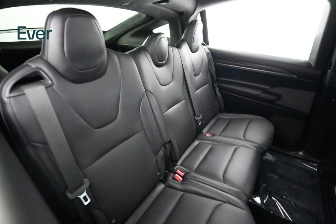 Suv in San Francisco, CA, United States 5 - 18517909