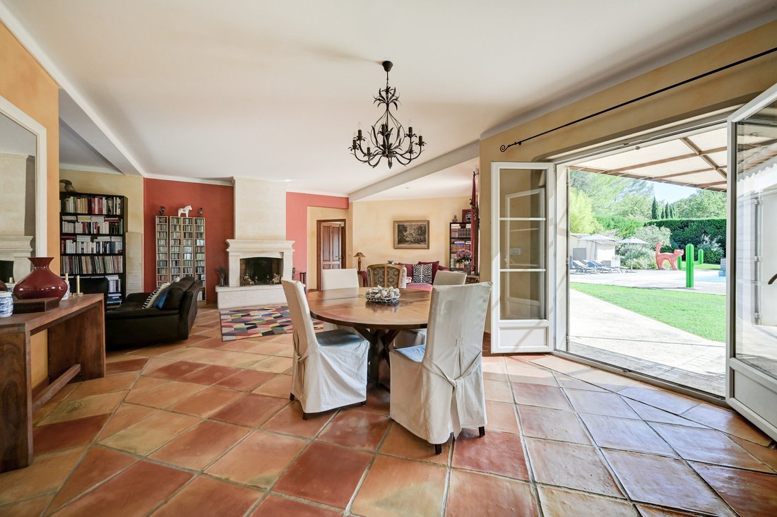 House in Le Tholonet, Provence-Alpes-Côte d'Azur, France 2 - 18908497