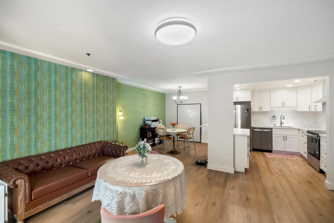 Condo in Palo Alto, California, United States 4 - 18909439