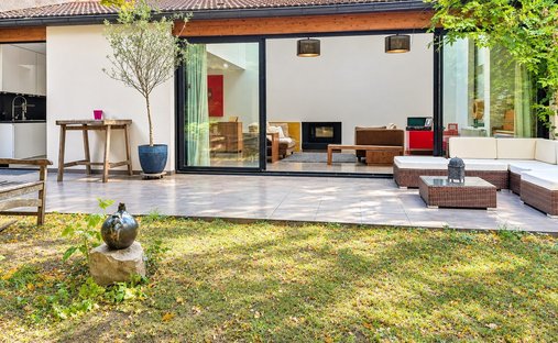 House in Centre, Le Pre-Saint-Gervais, France 1