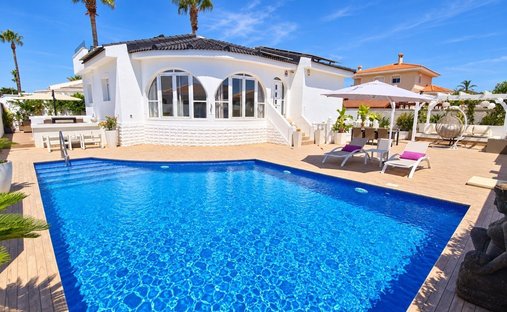 House in Almoradi, Valencian Community, Spain 1