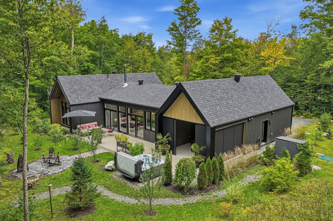 Haus in Eastman, Québec, Kanada 2 - 18910916