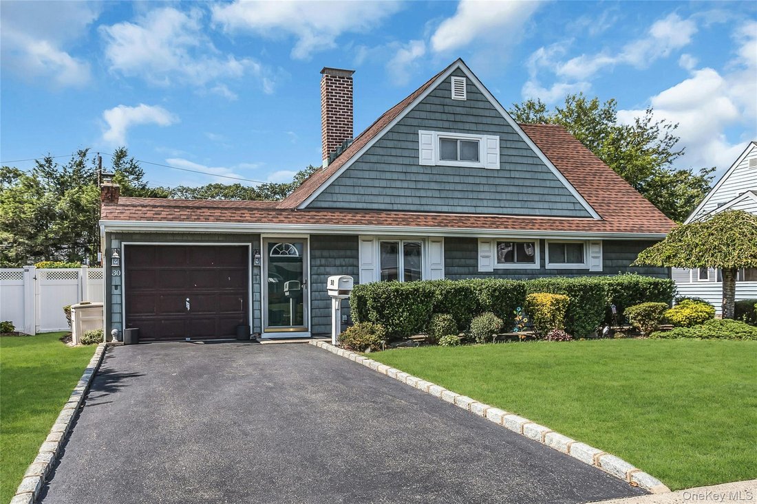 House in Hicksville, New York, United States 2 - 18920714