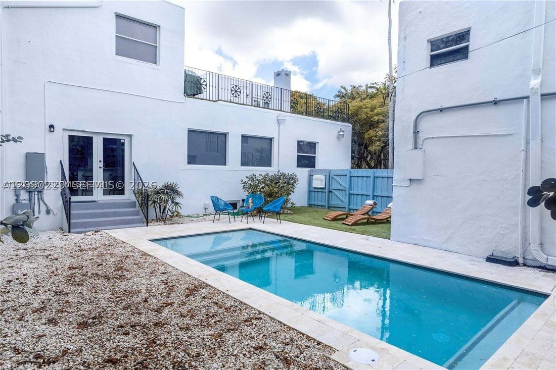 House in Miami, Florida, United States 4 - 18889409