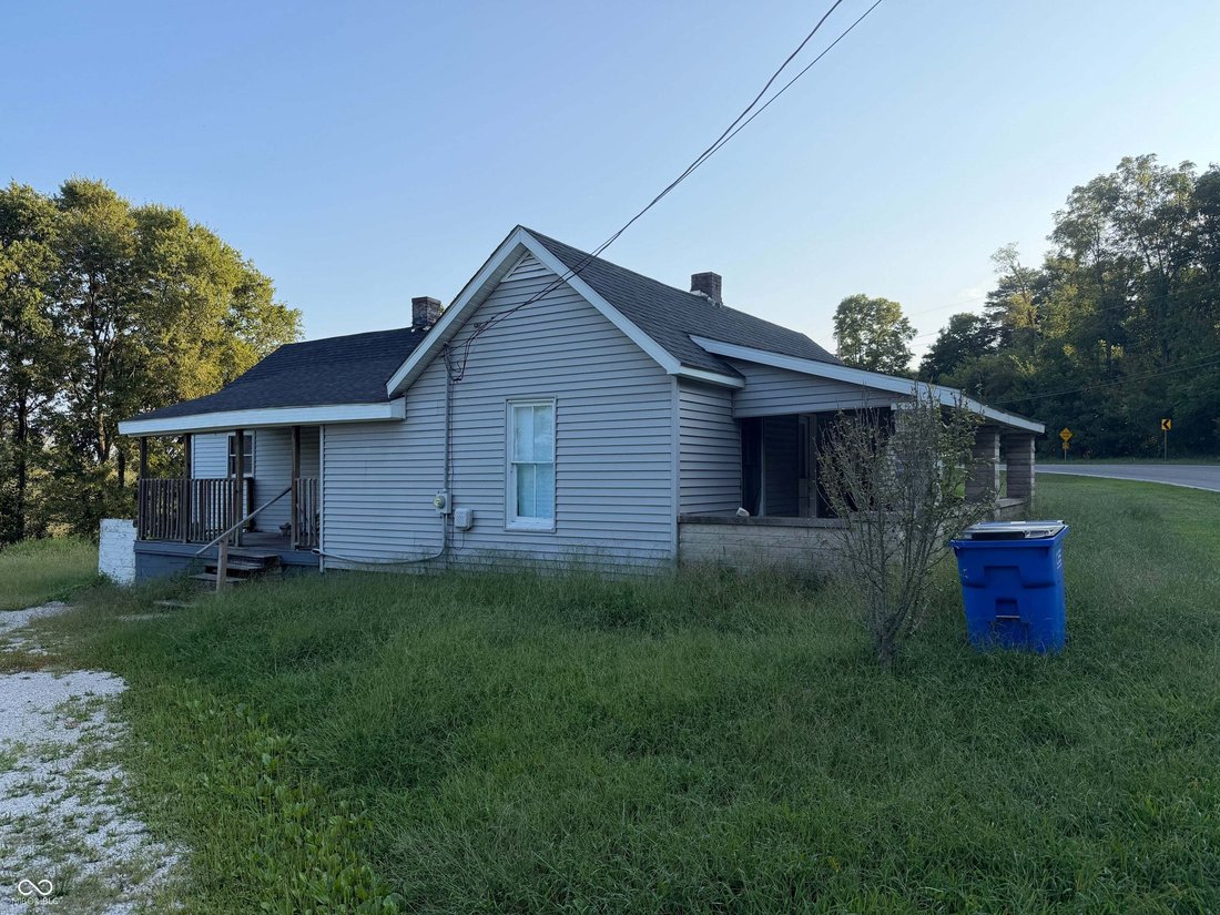 House in Bedford, Indiana, United States 1 - 18908785