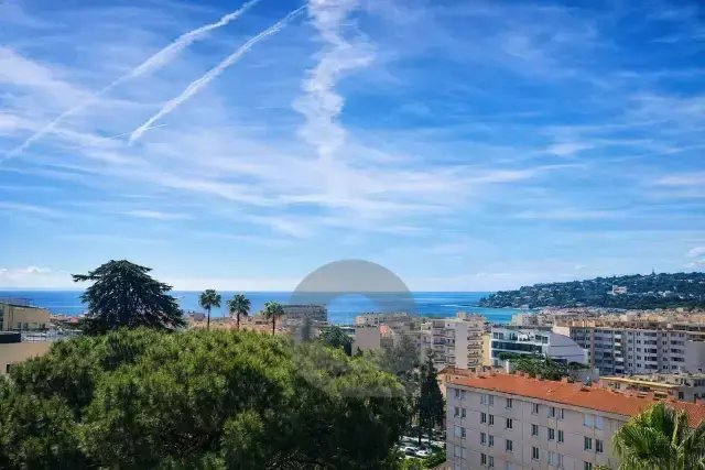 Apartamento en Menton, Provenza-Alpes-Costa Azul, Francia 1 - 16361840