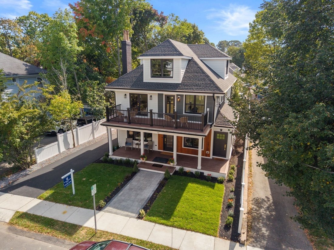 House in Belmont, Massachusetts, United States 1 - 18895381