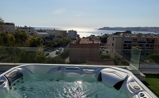 Apartment in Le Fort, Six-Fours-les-Plages, France 1