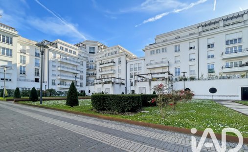 Apartment in Chessy, Ile-de-France, France 1