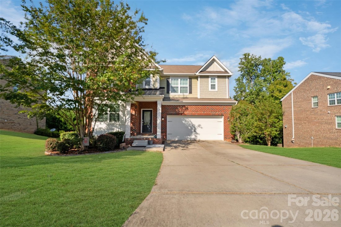 House in Gastonia, North Carolina, United States 1 - 18908158