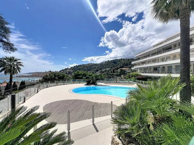 Appartement à Menton, Provence-Alpes-Côte d'Azur, France 1 - 17438571