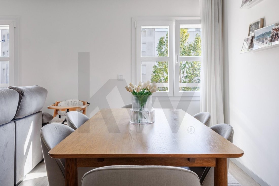 Apartment in Venteira, Lisbon, Portugal 1 - 18914126