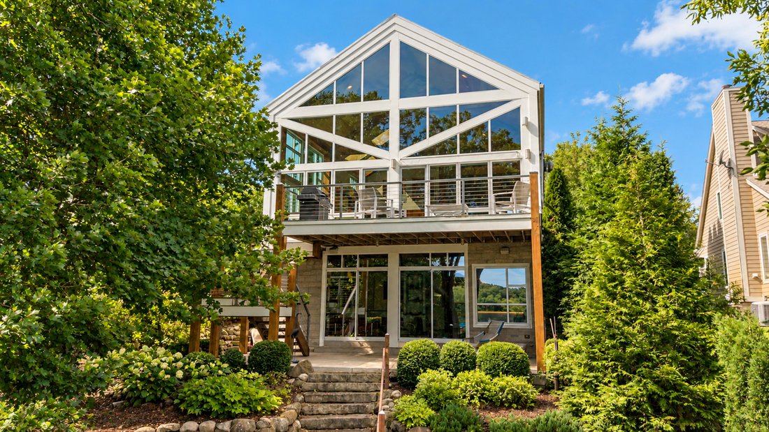 House in West Bend, Wisconsin, United States 1 - 18909872