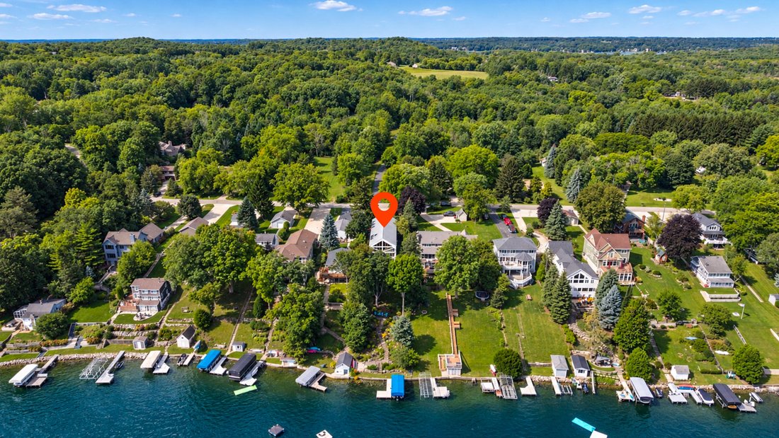 House in West Bend, Wisconsin, United States 2 - 18909872