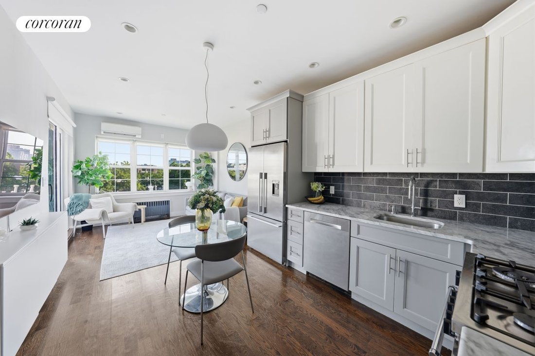 Condo in New York, New York, United States 2 - 18438403