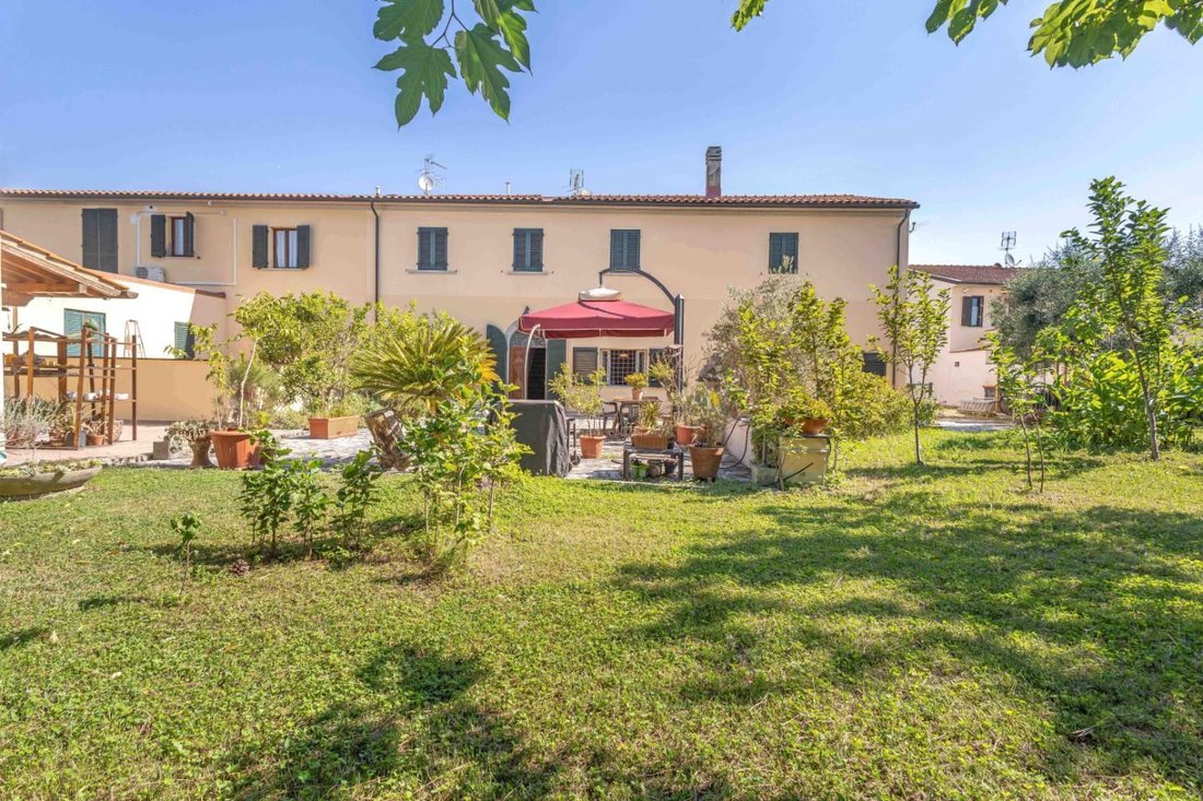 Villa in Centro, Cascina, Tuscany 4 - 18909333