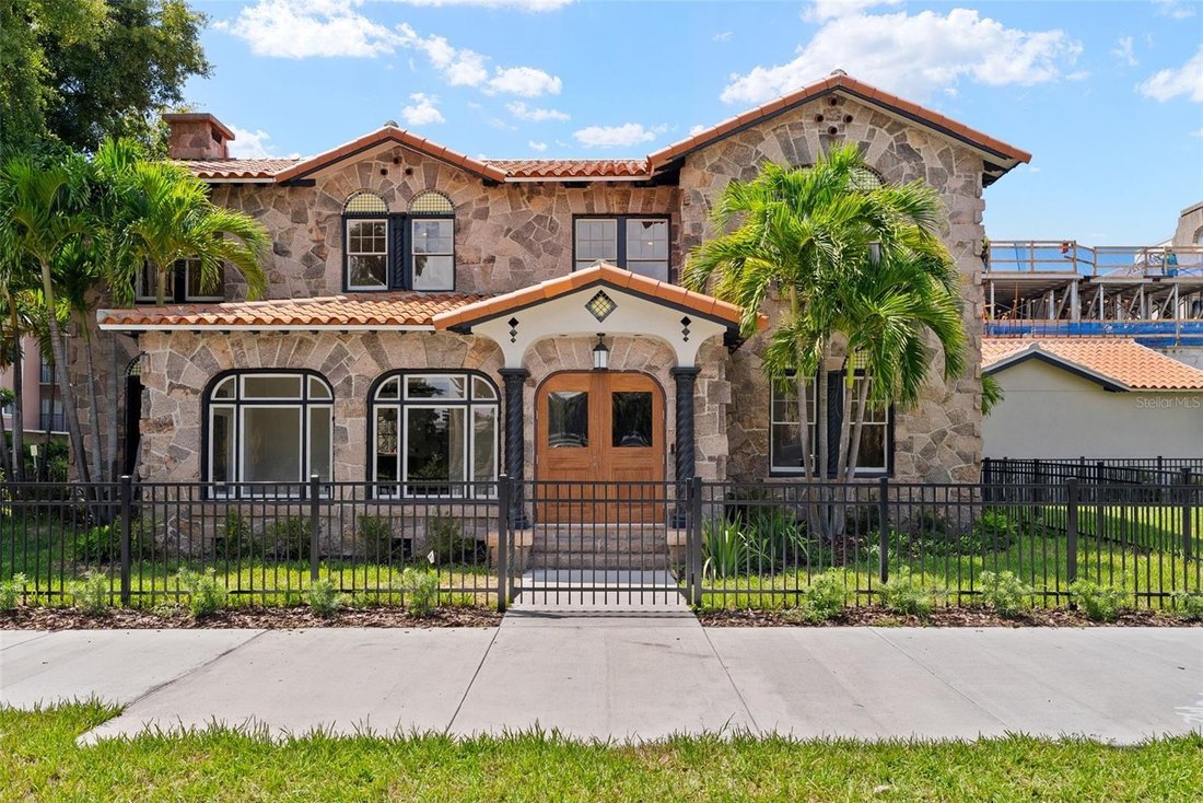 House in St. Petersburg, Florida, United States 1 - 18915332