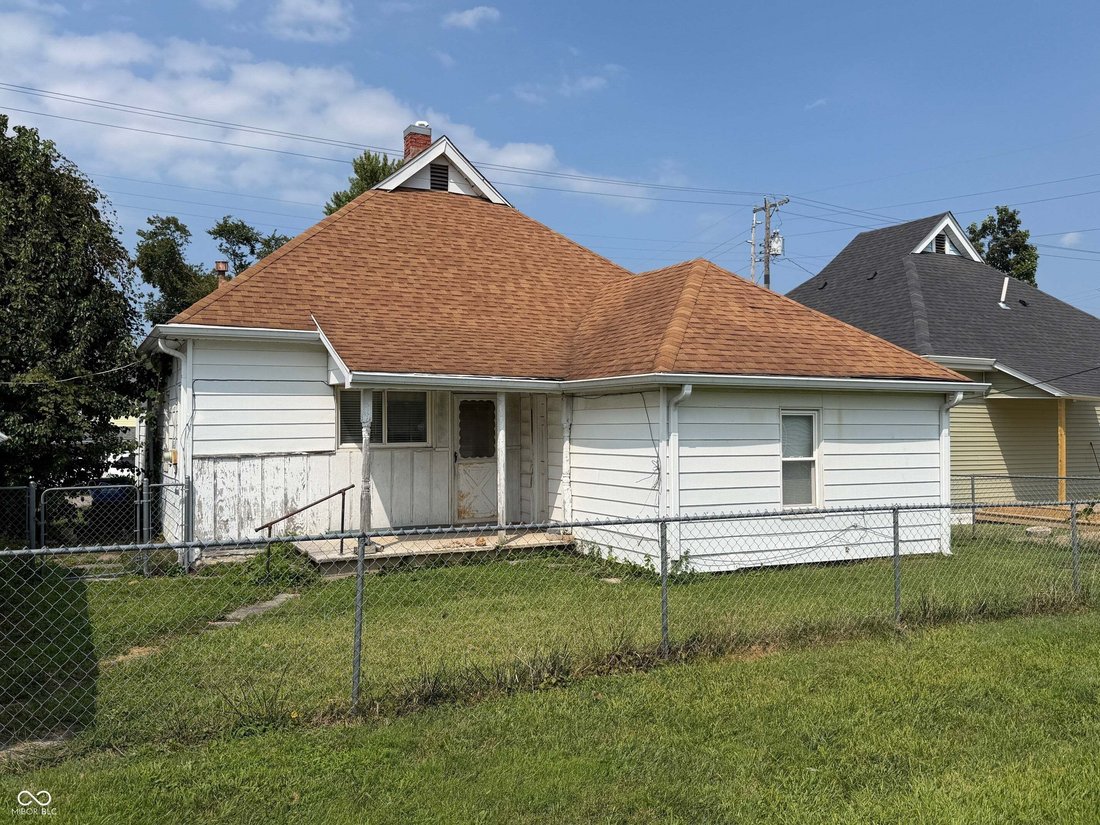 House in Bedford, Indiana, United States 5 - 18908873