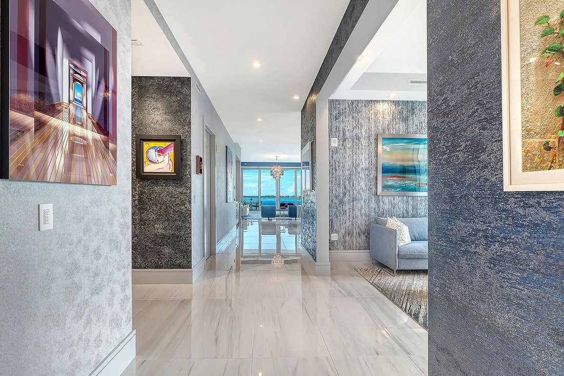Condo in Sarasota, Florida, United States 5 - 18912253