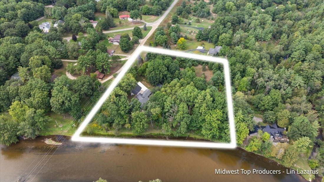 Maison à Big Rapids, Michigan, États-Unis 2 - 18906542