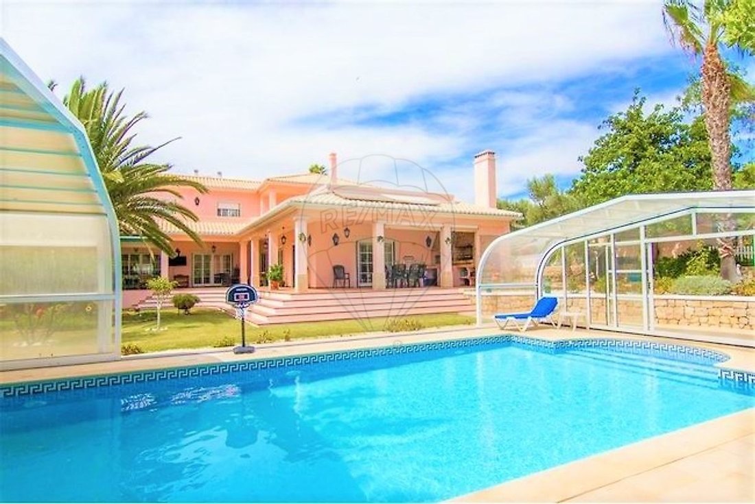 Villa in Portimao, Algarve, Portugal 1 - 18911461