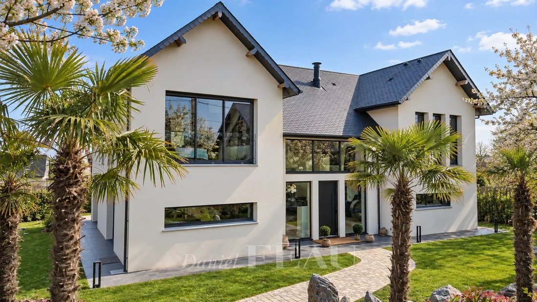 House in Trouville-sur-Mer, Normandy, France 2 - 18914080