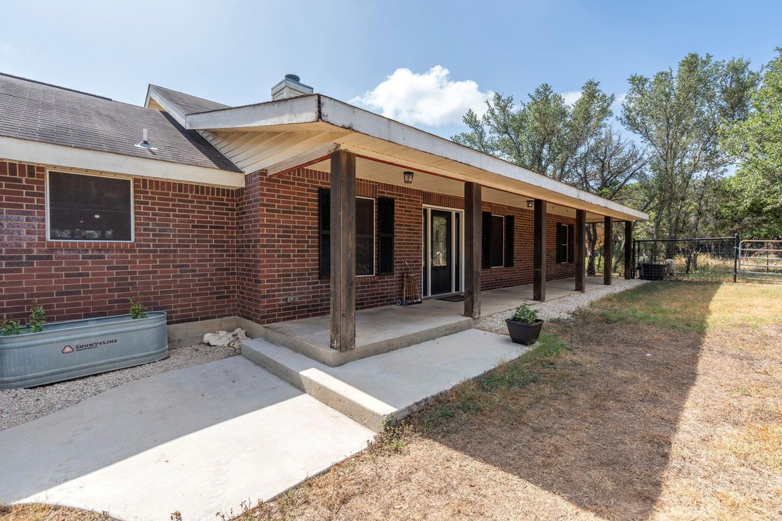 House in Canyon Lake, Texas, United States 2 - 18917204