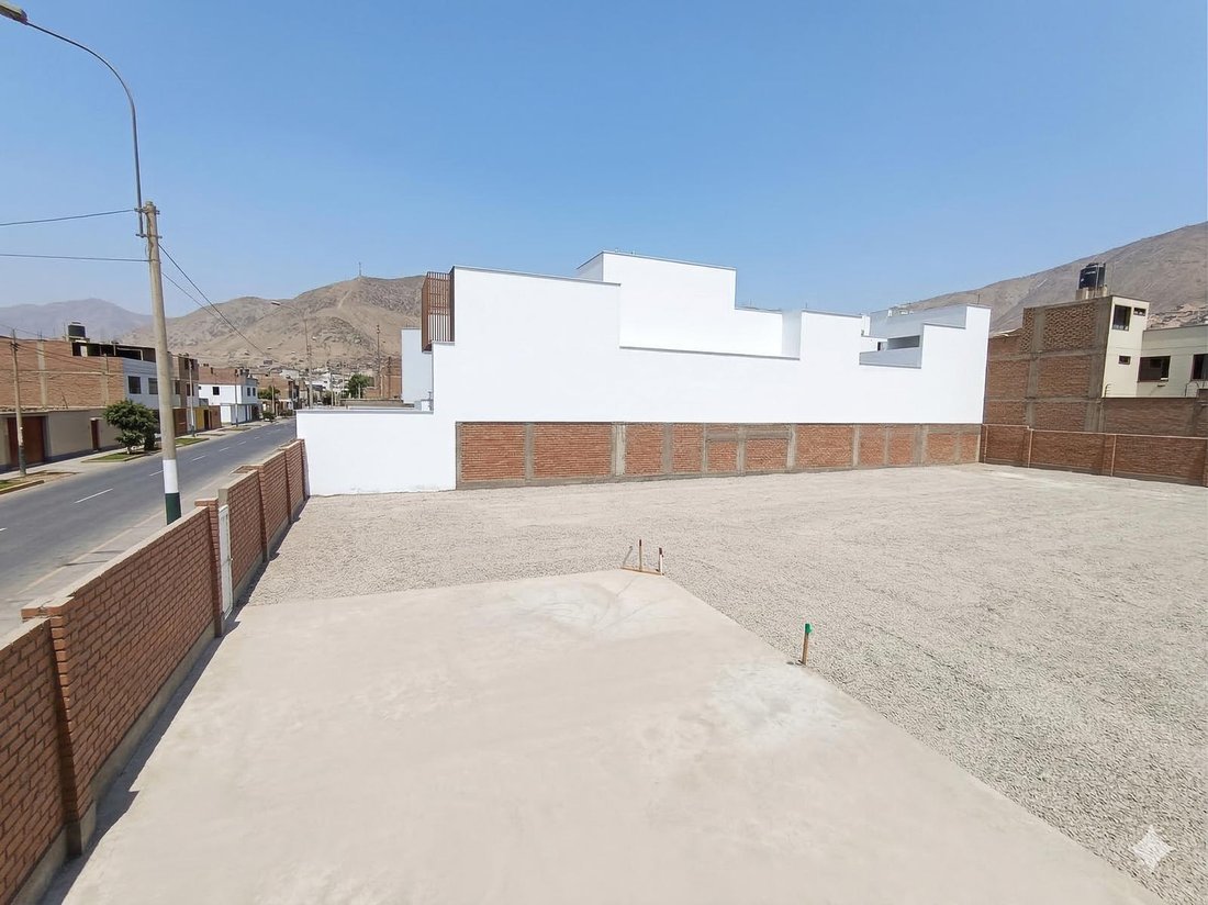 Land in San Juan de Miraflores, Metropolitan Municipality of Lima, Peru 2 - 18905403