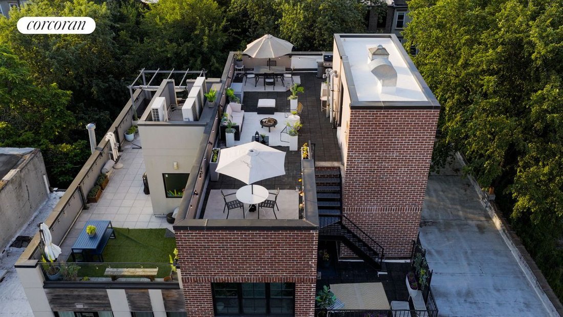 Condo in New York, New York, United States 1 - 18438403