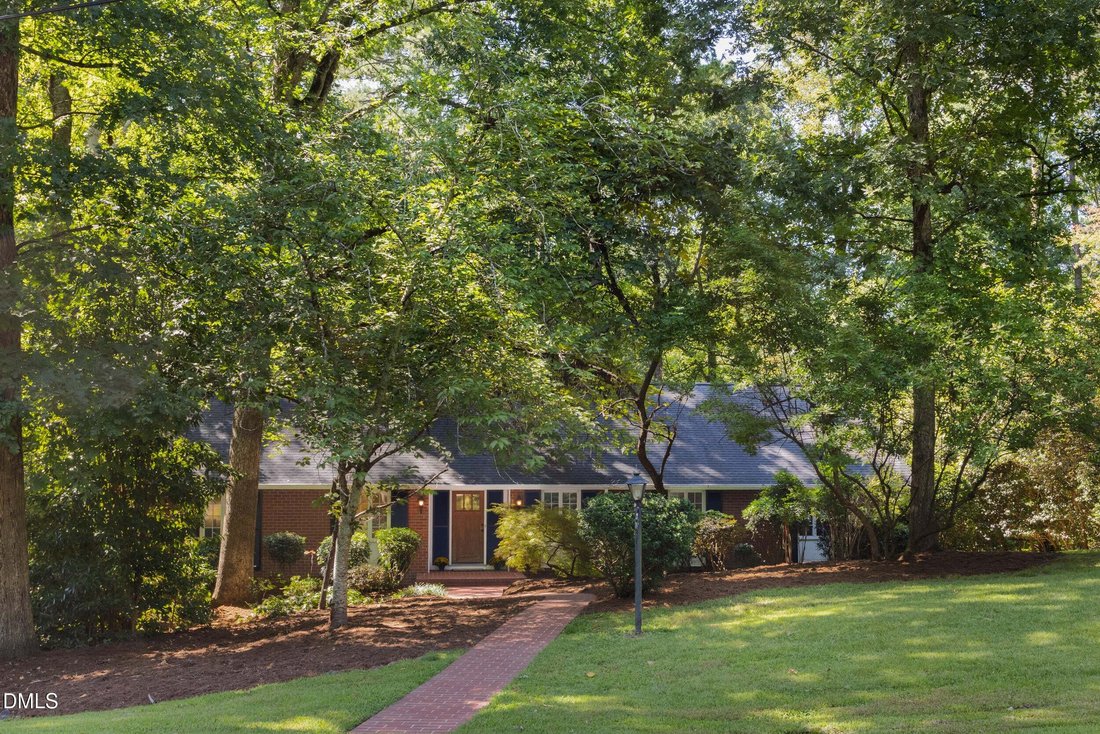 House in Chapel Hill, North Carolina, United States 3 - 18905675