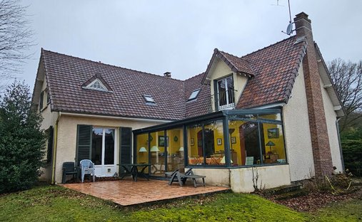 Villa à Saint-Léger-en-Yvelines, Île-de-France, France 1