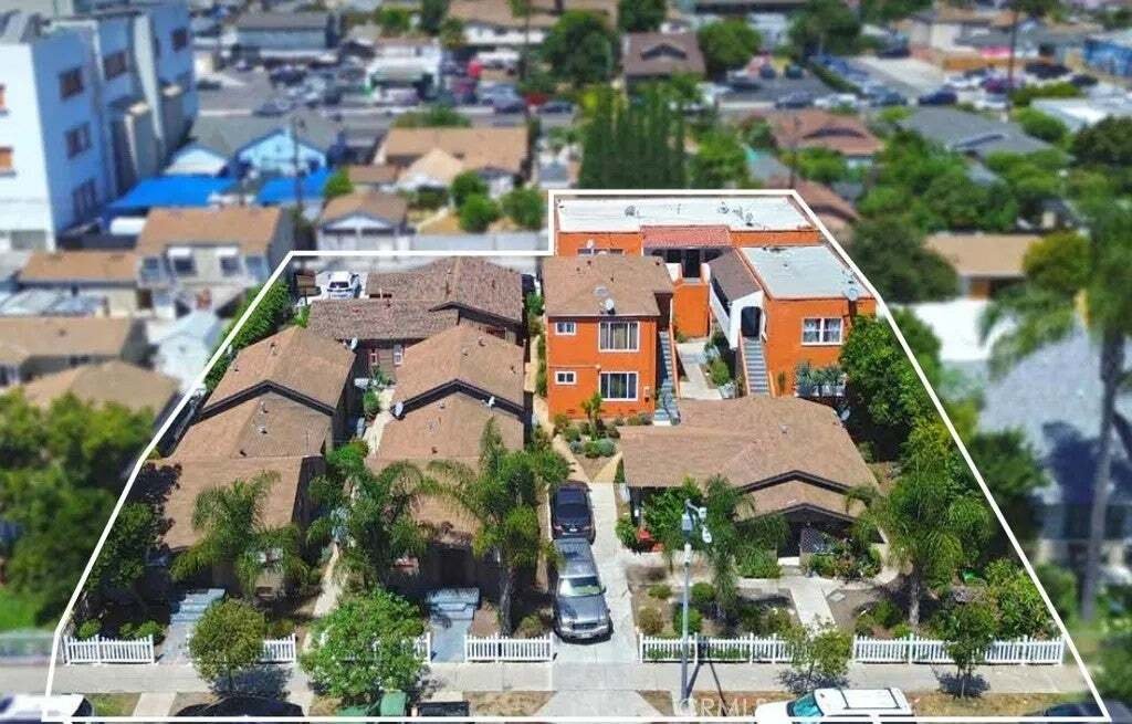 Huntington Park, California, United States 2 - 18905854