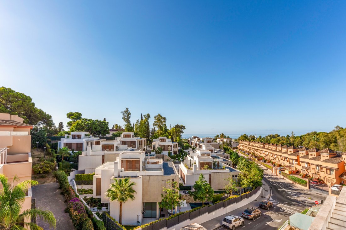 Townhouse in Marbella, Andalusia, Spain 2 - 18914261