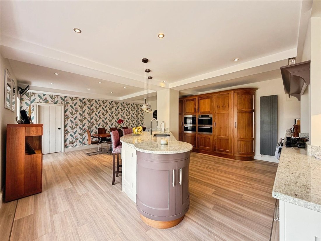 Skelbrooke, Doncaster, England 3 - 18913435