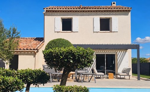 Villa in Nans-les-Pins, Provence-Alpes-Côte d'Azur, Frankreich 1