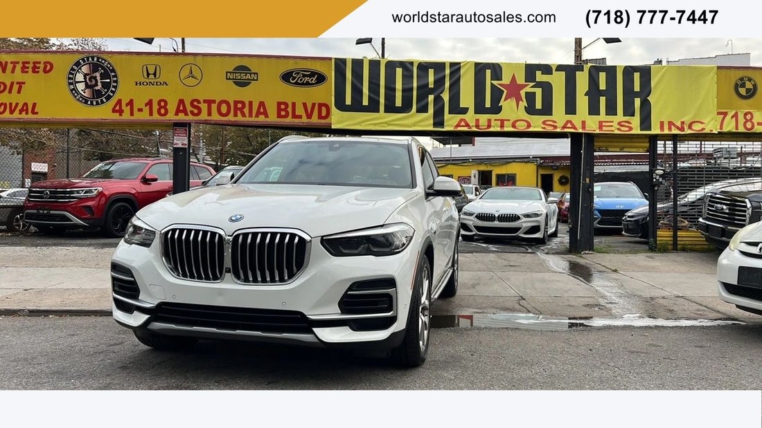 Suv in Astoria, NY, United States 1 - 18919267