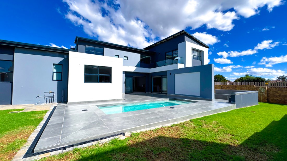 House in Olifantsfontein 410-JR, Gauteng, South Africa 1 - 17130634