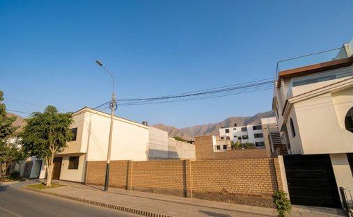 Land in San Juan de Miraflores, Metropolitan Municipality of Lima, Peru 1